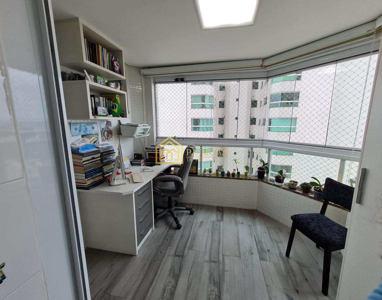 Apartamento à venda com 3 quartos, 150m² - Foto 18