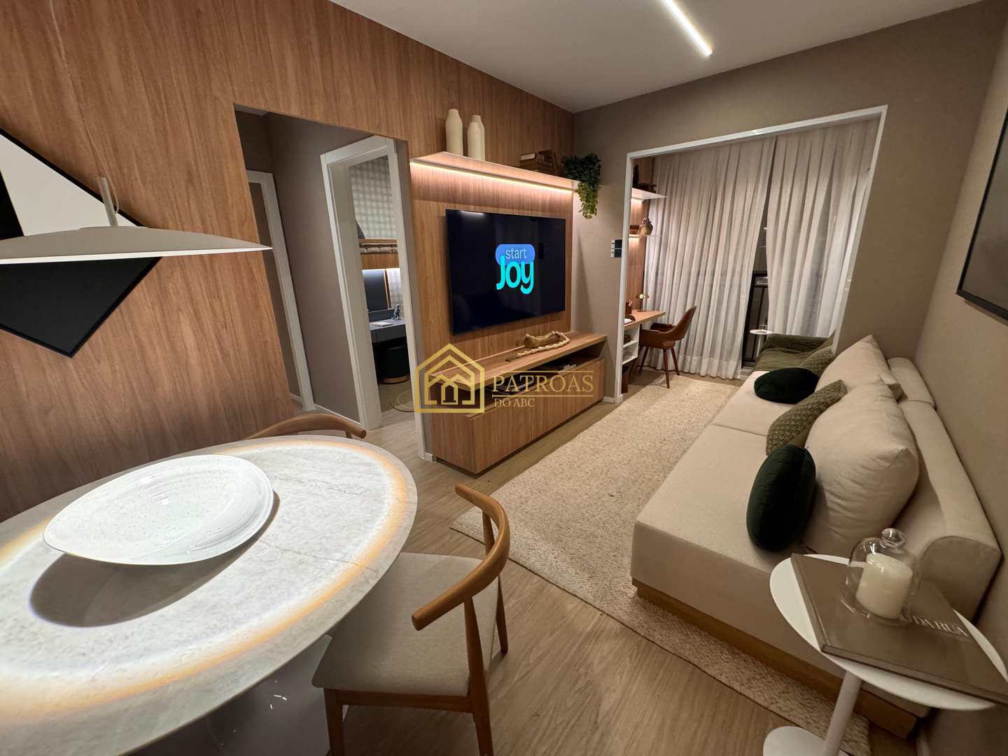 Apartamento à venda com 2 quartos, 54m² - Foto 1