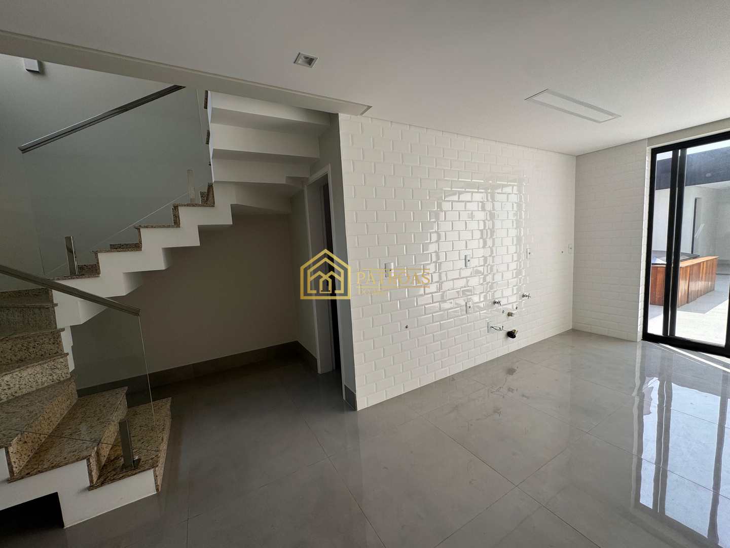 Sobrado à venda com 3 quartos, 165m² - Foto 4