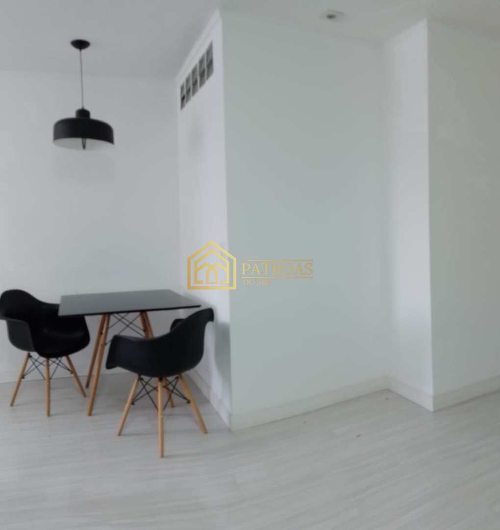 Apartamento à venda com 1 quarto, 41m² - Foto 2