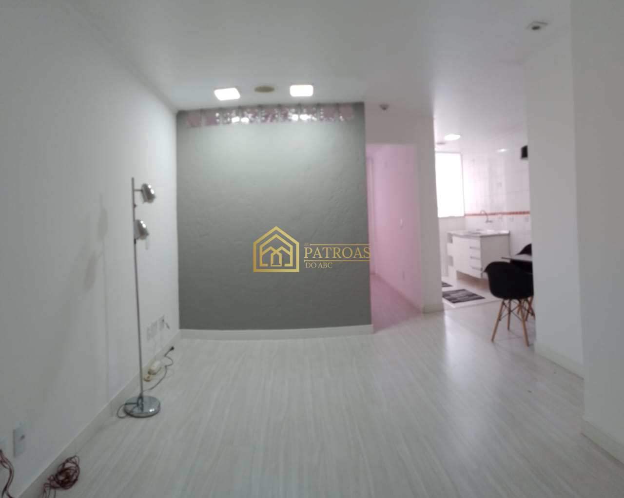 Apartamento à venda com 1 quarto, 41m² - Foto 28