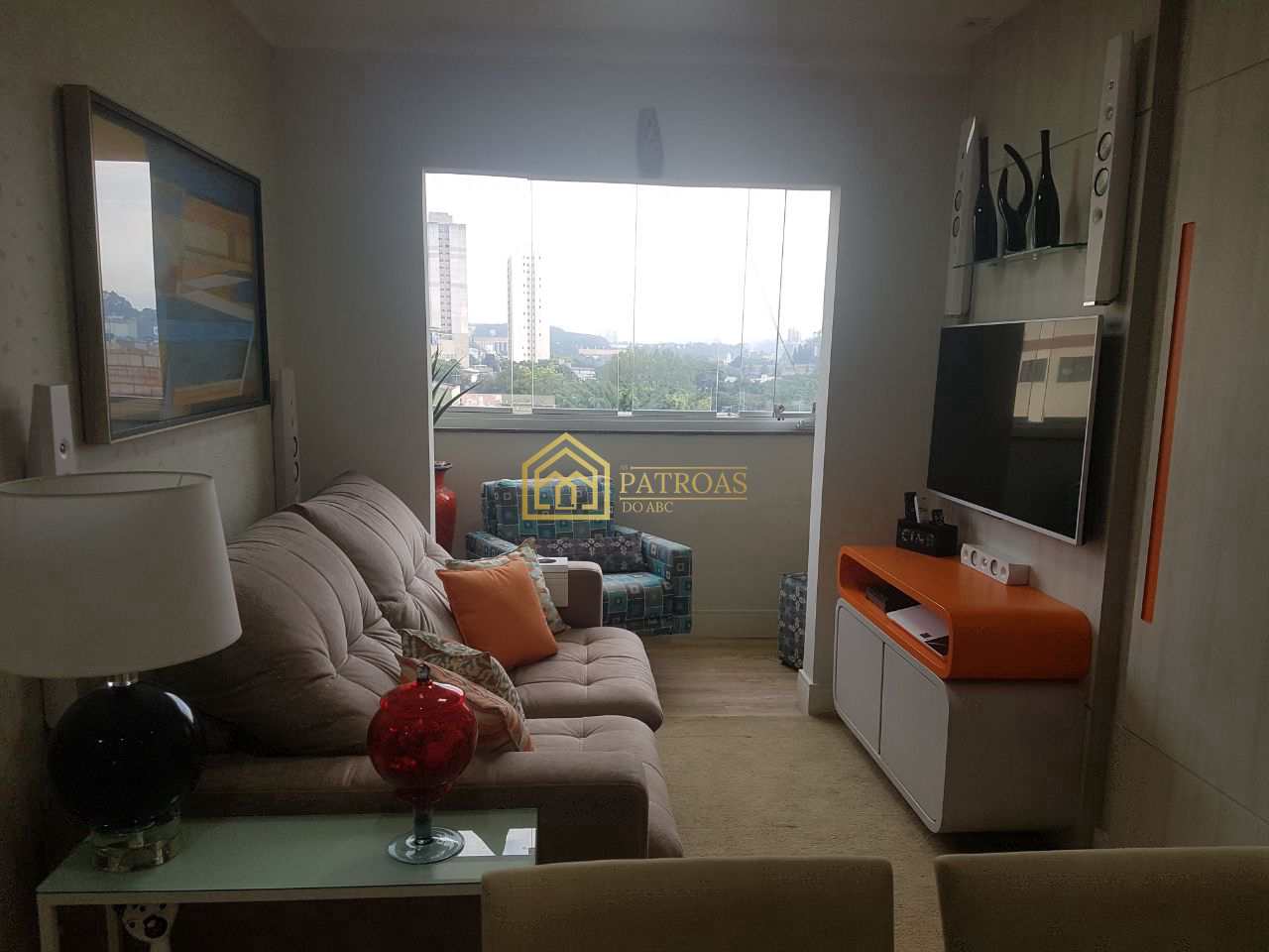 Apartamento à venda com 2 quartos, 60m² - Foto 3