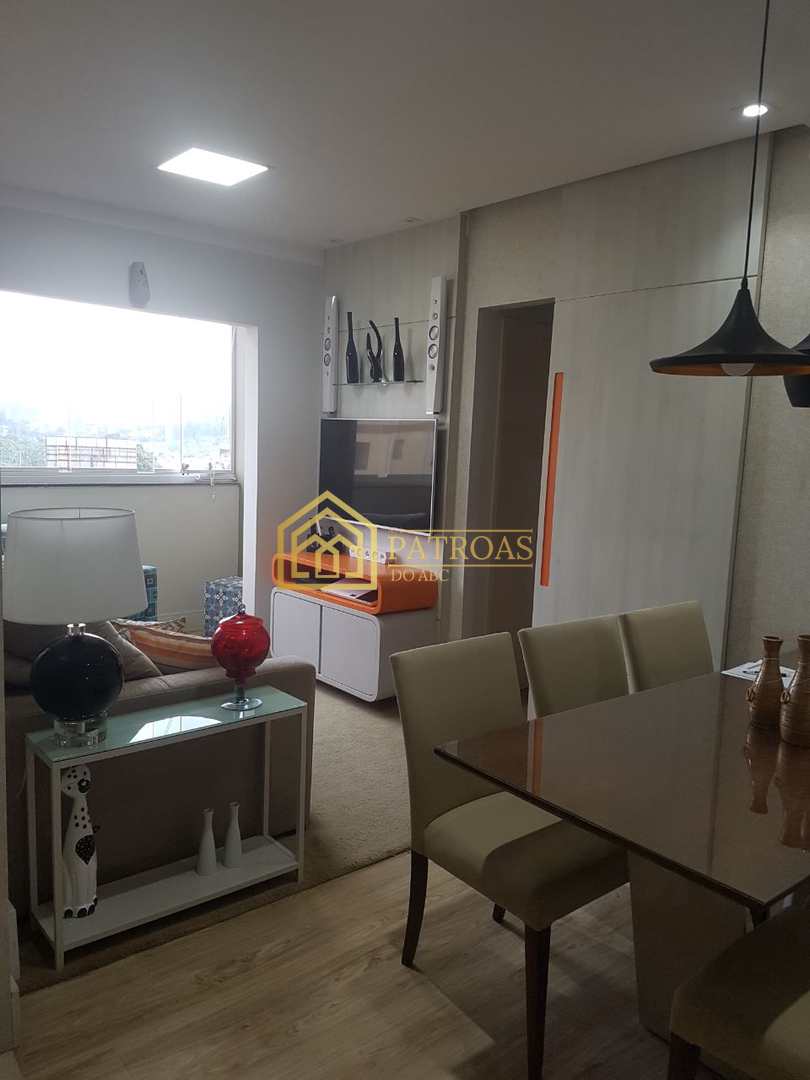 Apartamento à venda com 2 quartos, 60m² - Foto 1