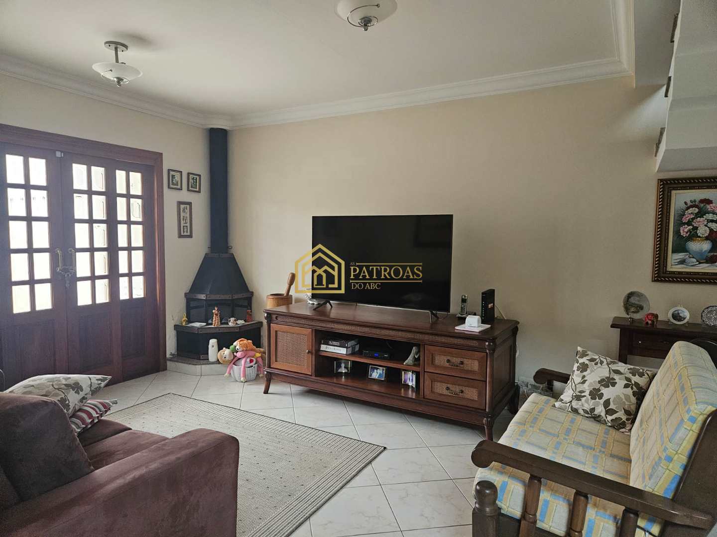 Sobrado à venda com 3 quartos, 360m² - Foto 1