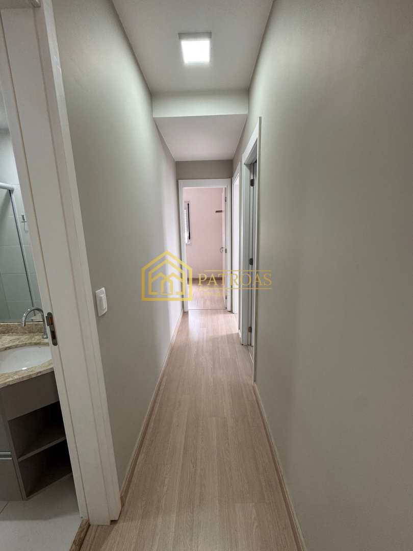 Apartamento à venda com 3 quartos, 74m² - Foto 11