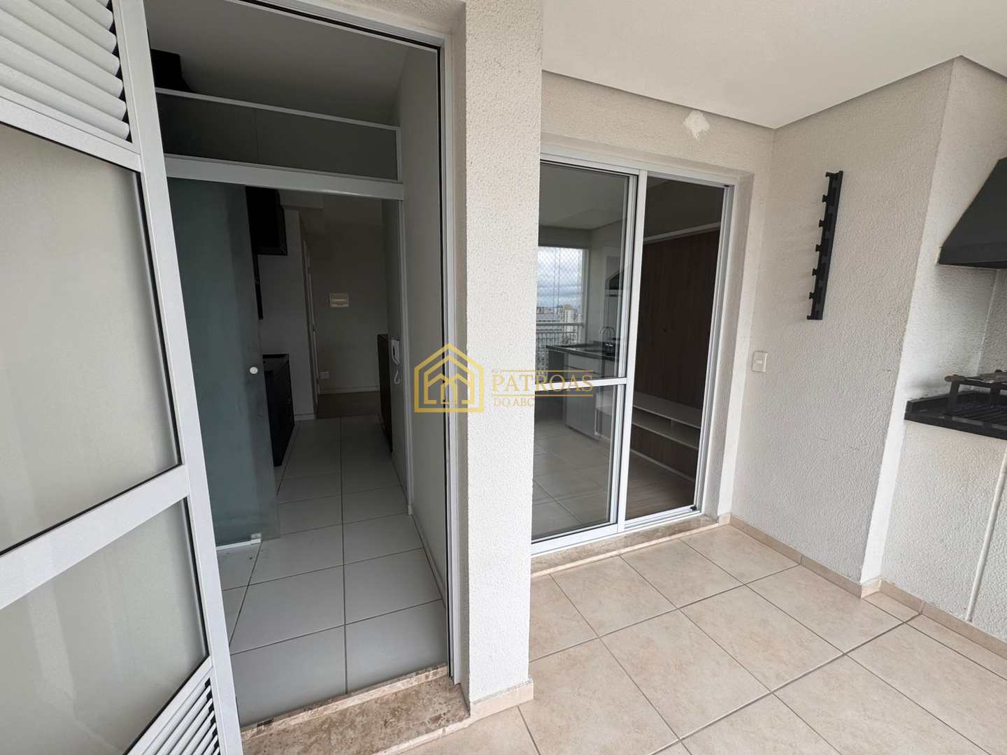 Apartamento à venda com 3 quartos, 74m² - Foto 10