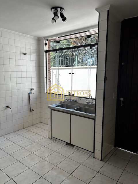 Casa para alugar com 4 quartos, 1369m² - Foto 78