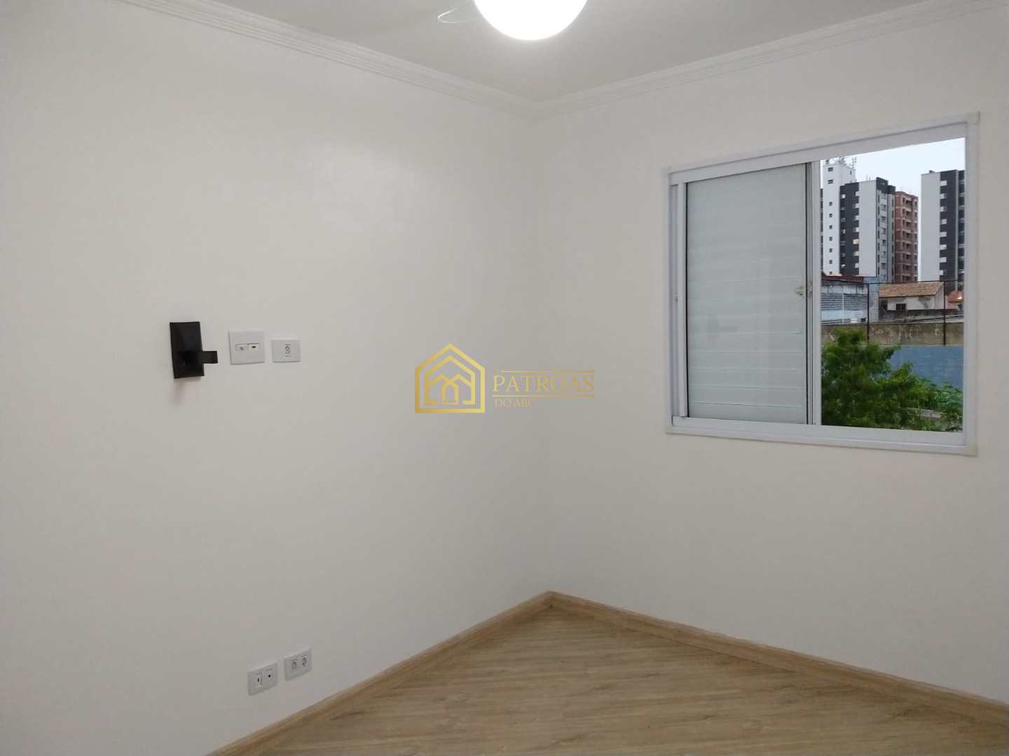 Apartamento à venda com 2 quartos, 58m² - Foto 11