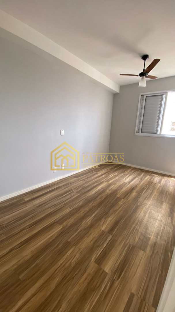 Apartamento para alugar com 1 quarto, 40m² - Foto 11