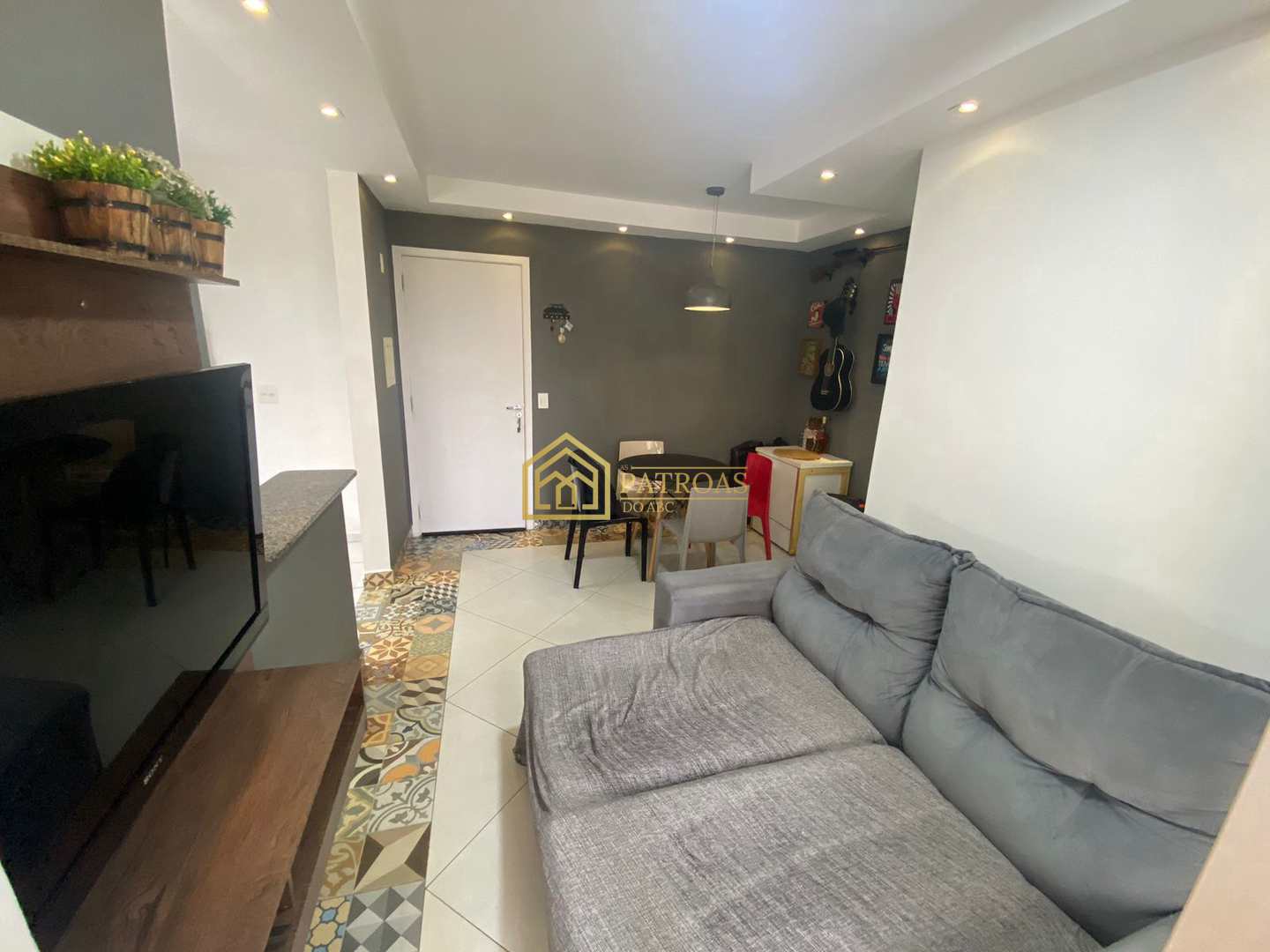 Apartamento à venda com 3 quartos, 49m² - Foto 3