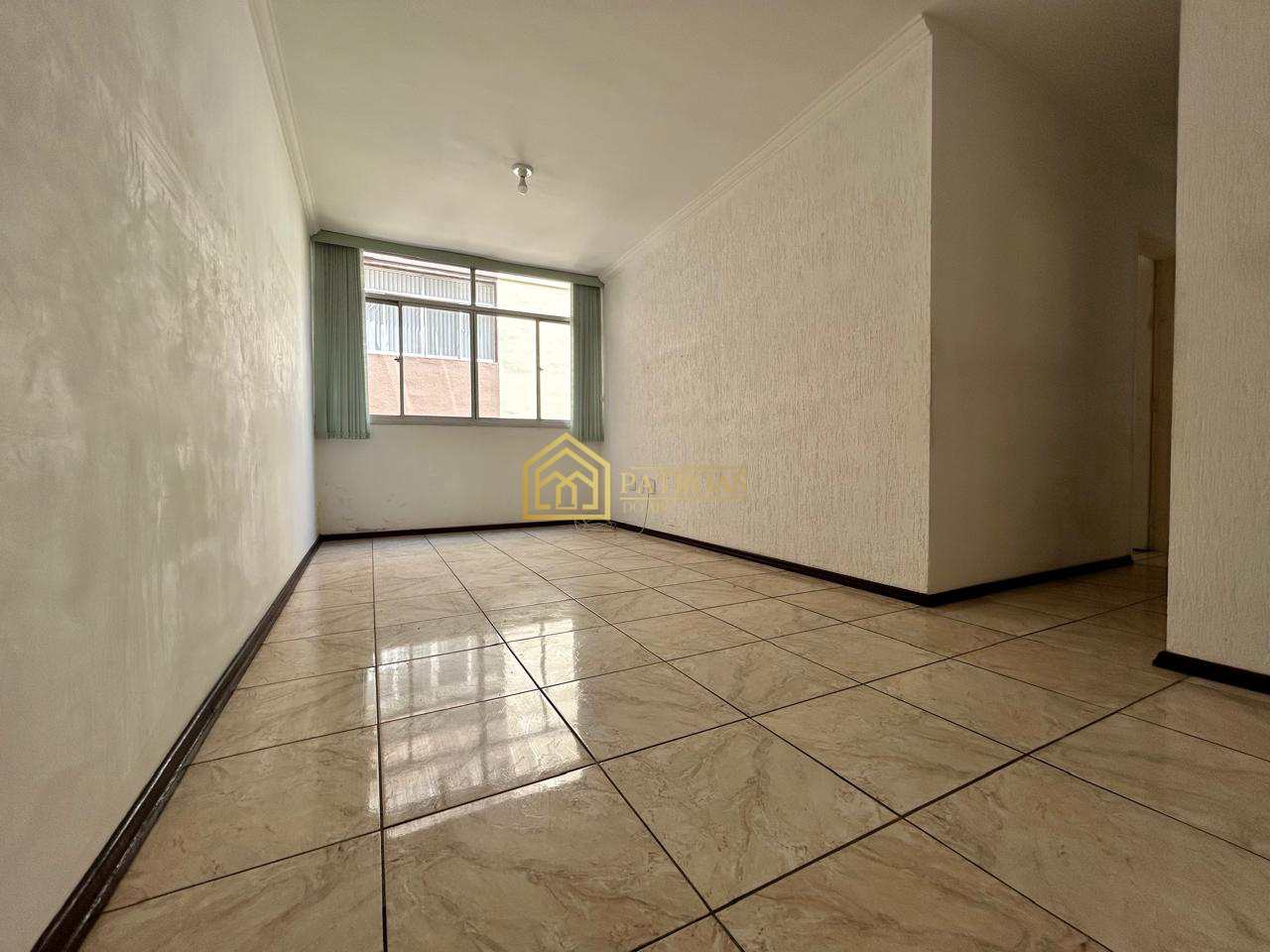 Apartamento à venda com 2 quartos, 68m² - Foto 1