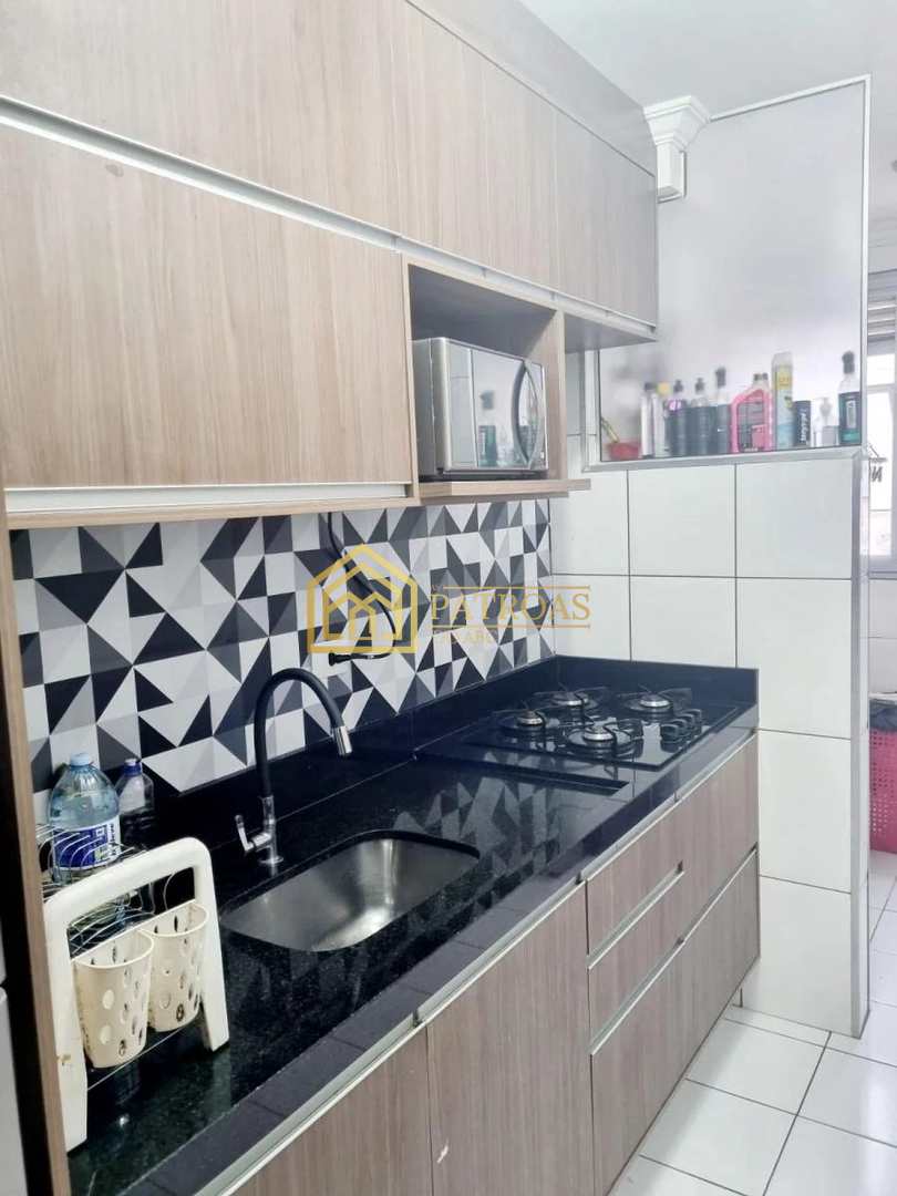 Apartamento à venda com 2 quartos, 61m² - Foto 5