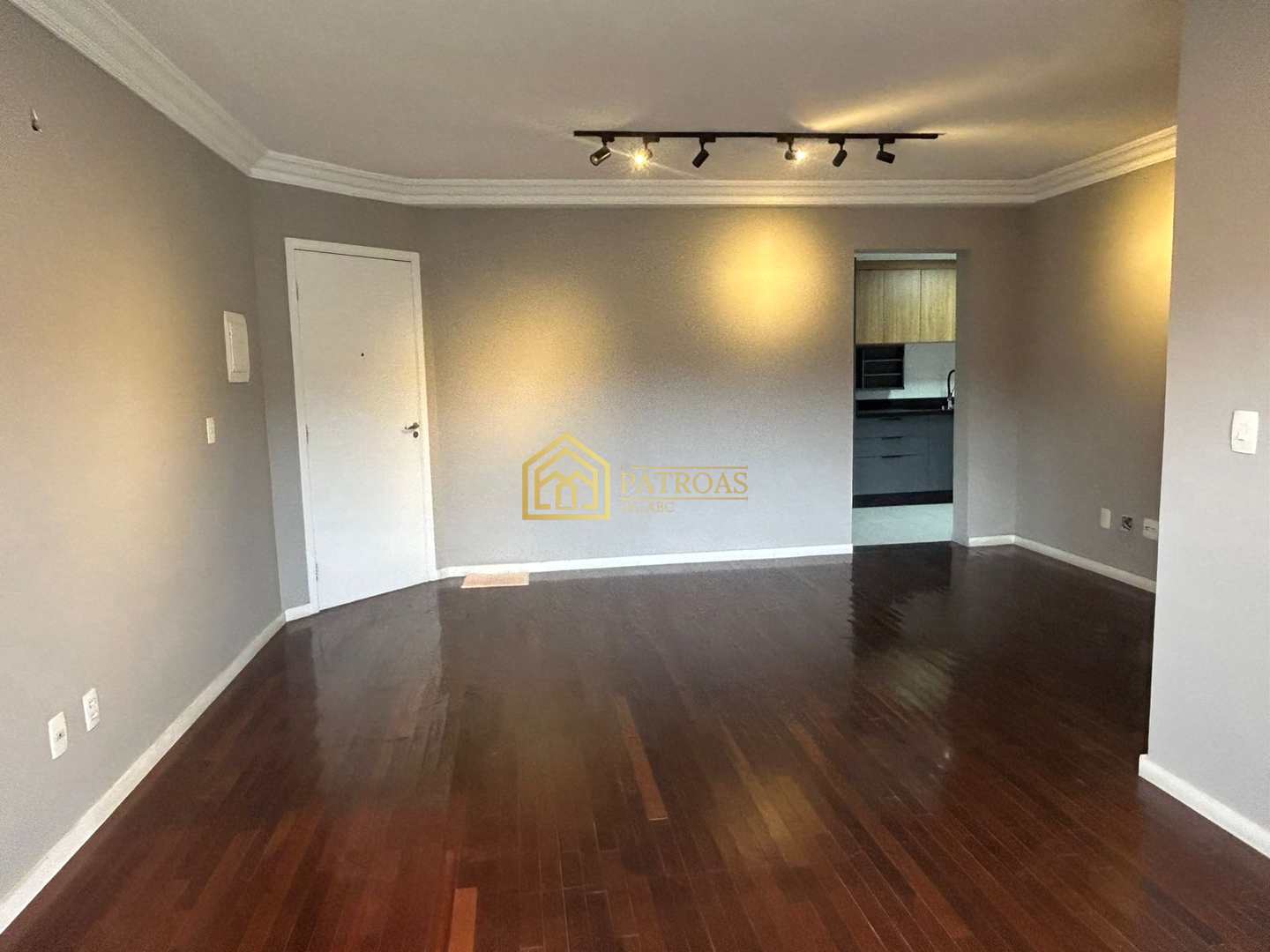 Apartamento à venda com 2 quartos, 76m² - Foto 6