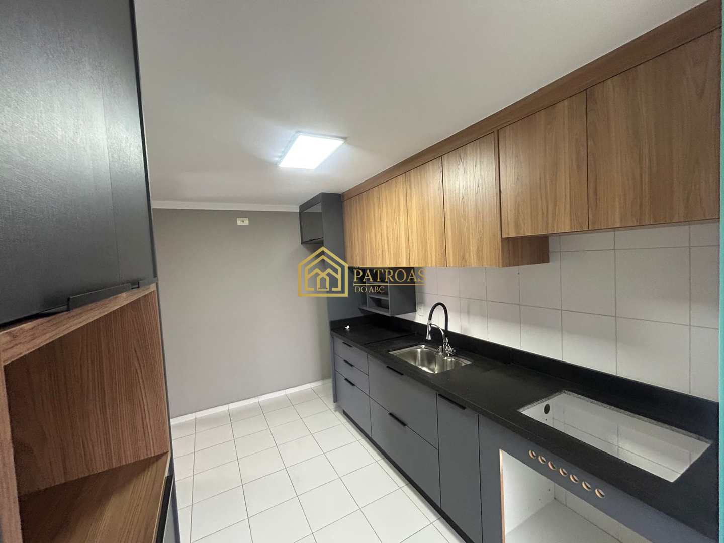 Apartamento à venda com 2 quartos, 76m² - Foto 13