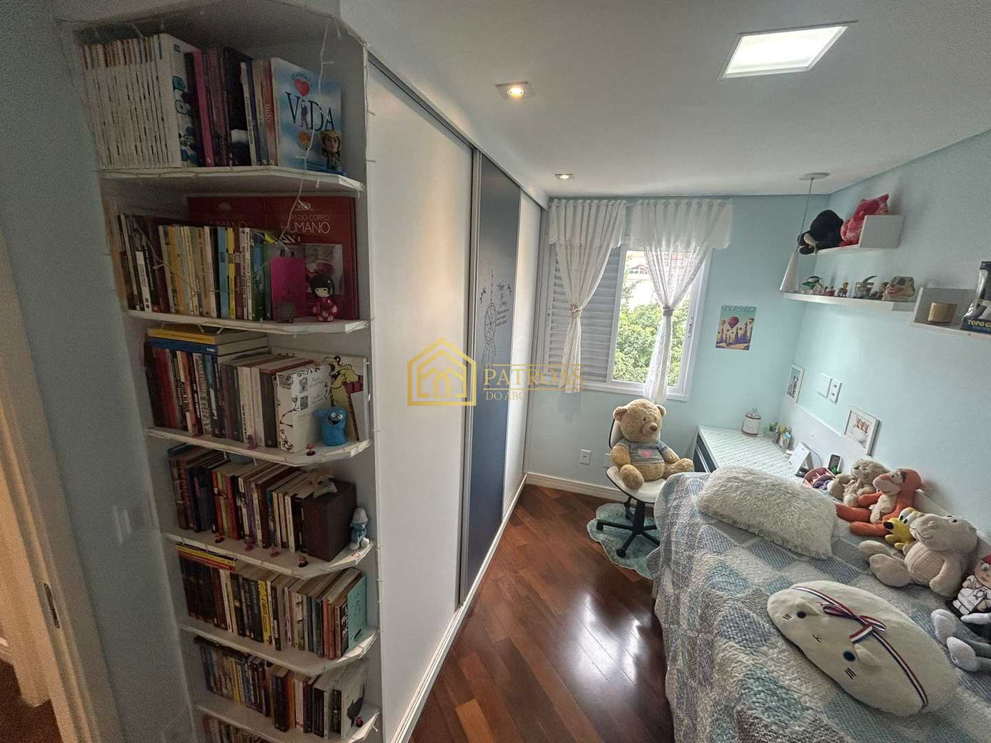 Apartamento à venda com 2 quartos, 76m² - Foto 12