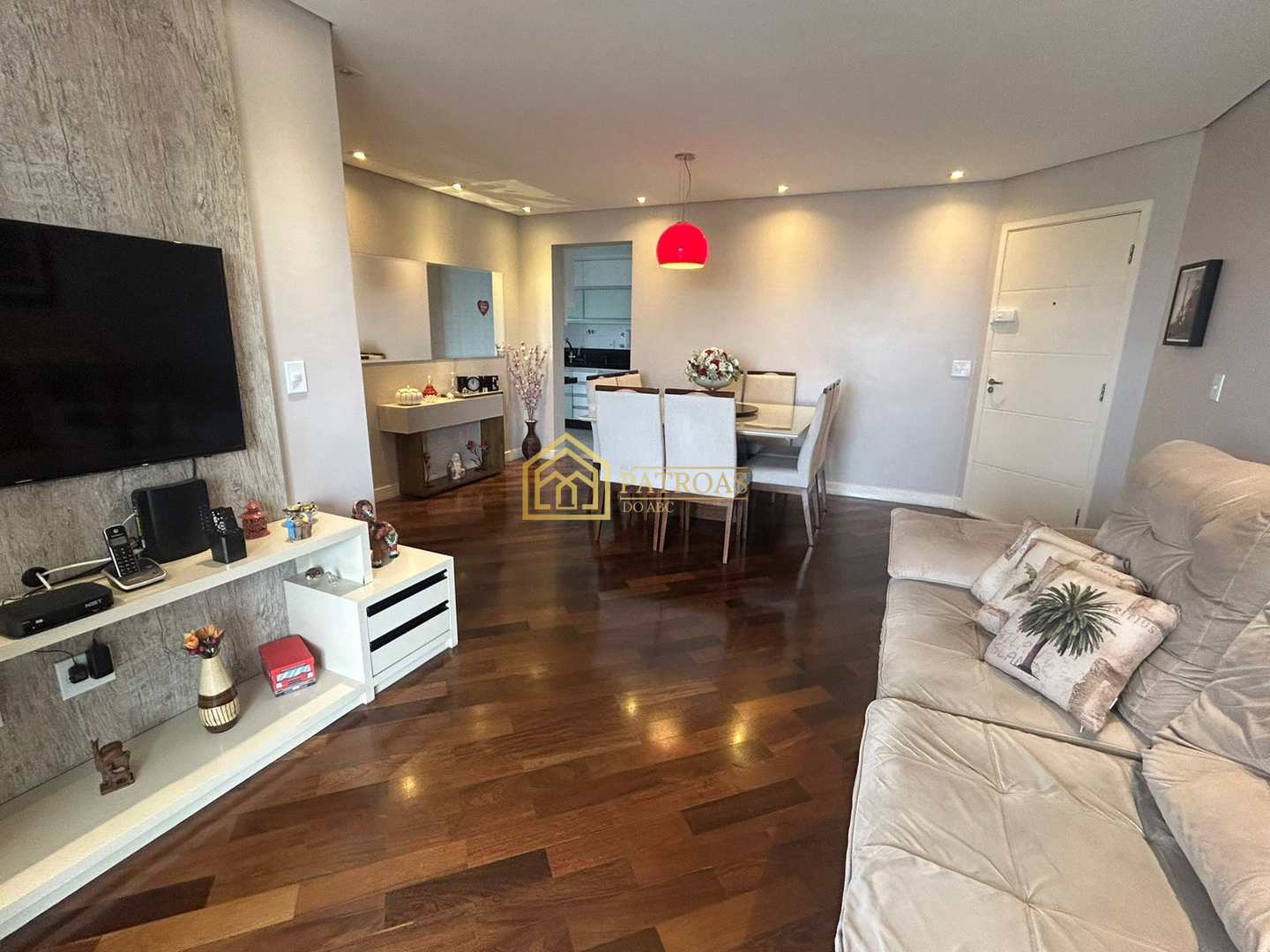 Apartamento à venda com 2 quartos, 76m² - Foto 4