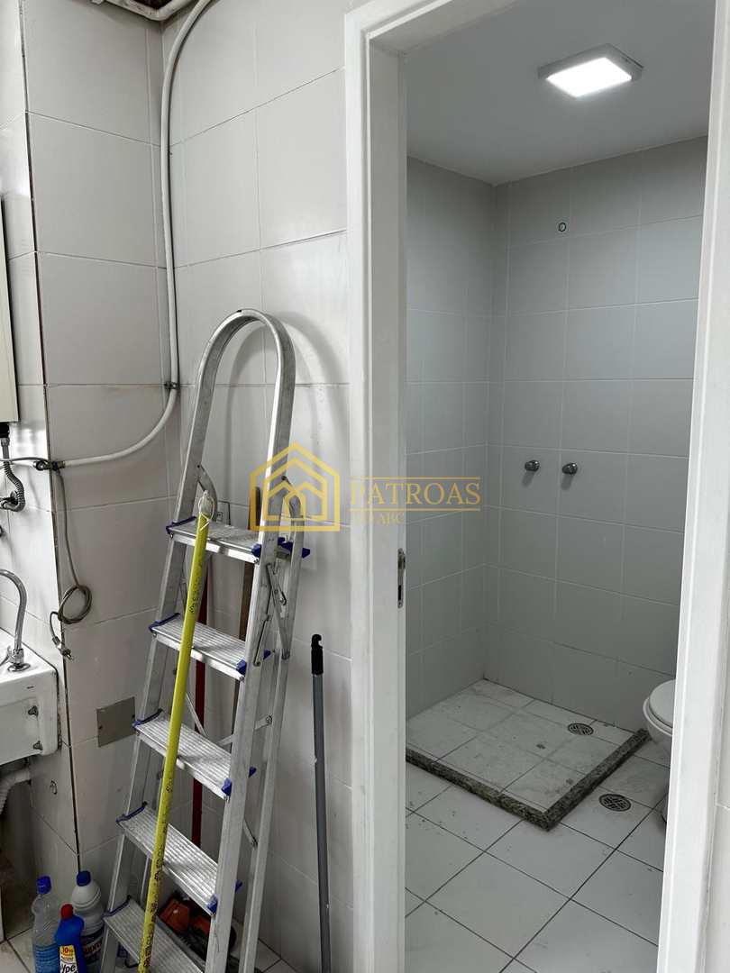 Apartamento à venda com 3 quartos, 104m² - Foto 9