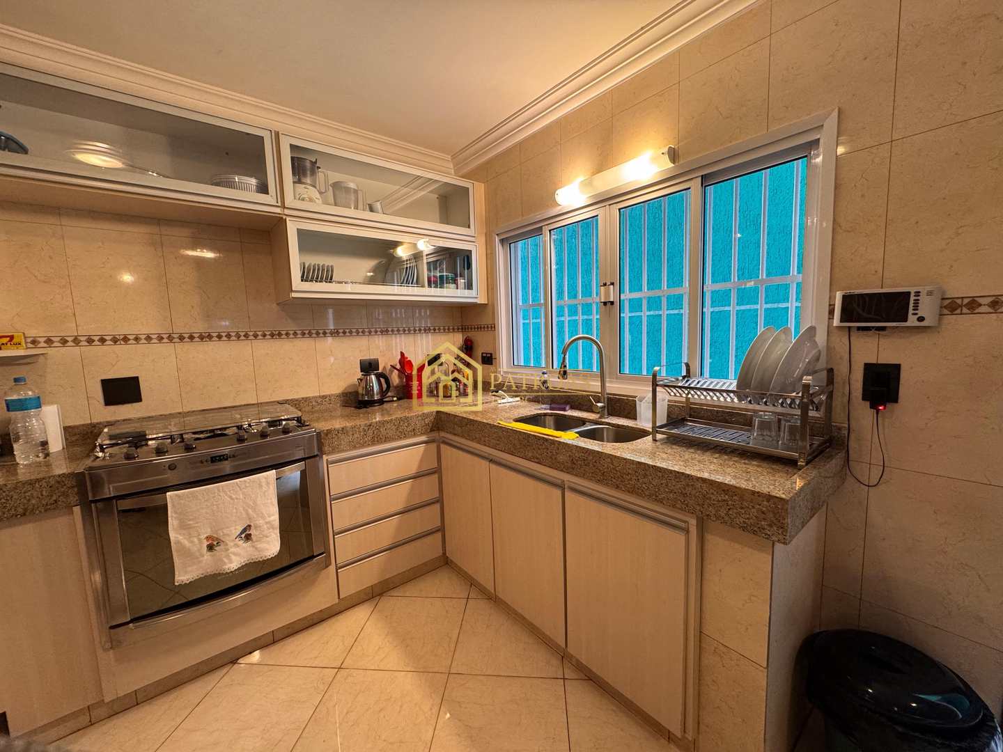 Sobrado à venda com 4 quartos, 221m² - Foto 12