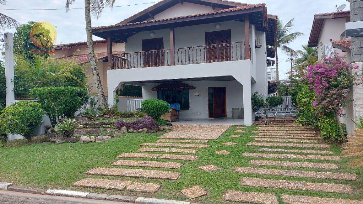Casa à venda em Bertioga em Condomínio, 4 suítes e 380 mts²