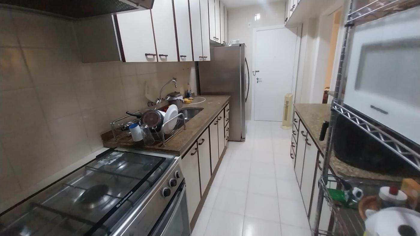 Cobertura à venda com 4 quartos, 250m² - Foto 28