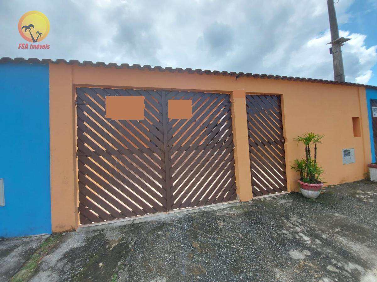Casa à venda em Bertioga com 2 dormitórios sendo 1 suíte e 70 mts²