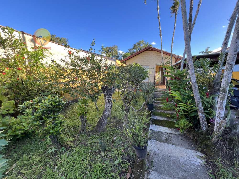 Casa com 3 quartos, Centro, Bertioga - R$ 650 mil, Cod: 485