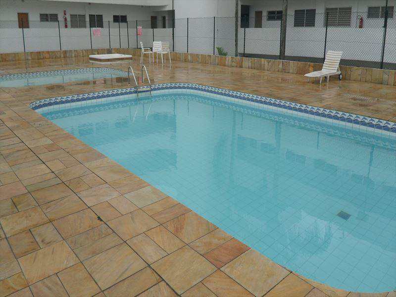 Apartamento em Guarujá, bairro Jardim Enseada