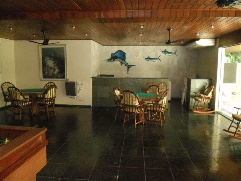 Apartamento em Guarujá, bairro Jardim Santa Genoveva