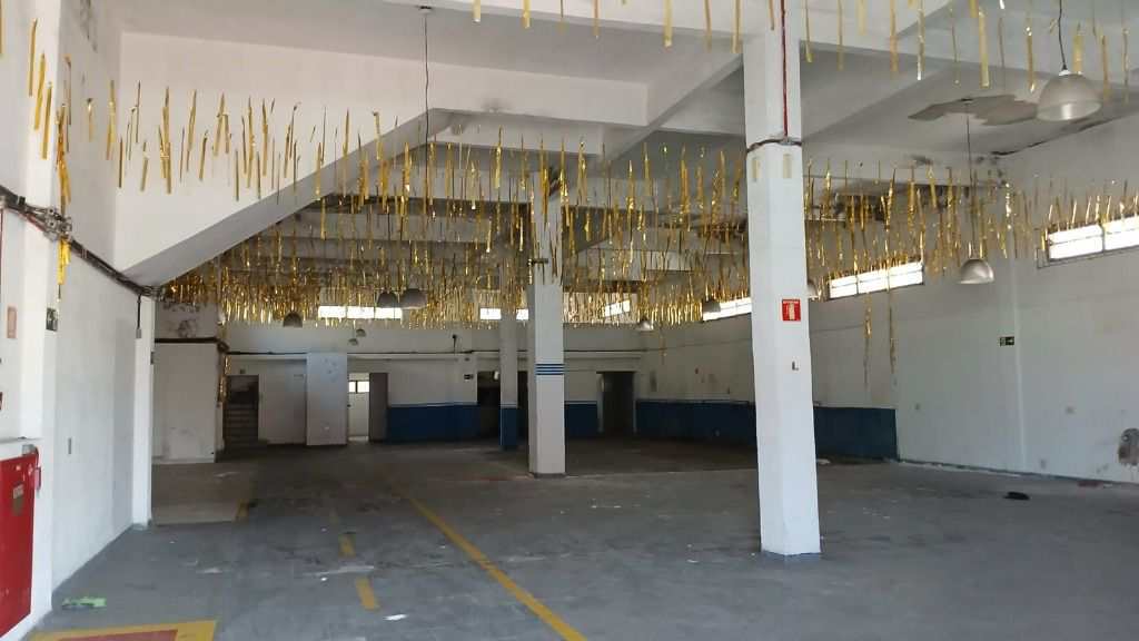 Depósito-Galpão-Armazém para alugar, 590m² - Foto 1