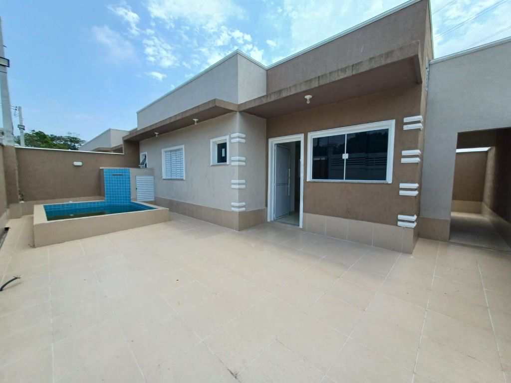 Casa com 2 dorms sendo 1 suíte, piscina, churrasqueirapor R$ 350.000 - Santa Júlia - Itanhaém/SP