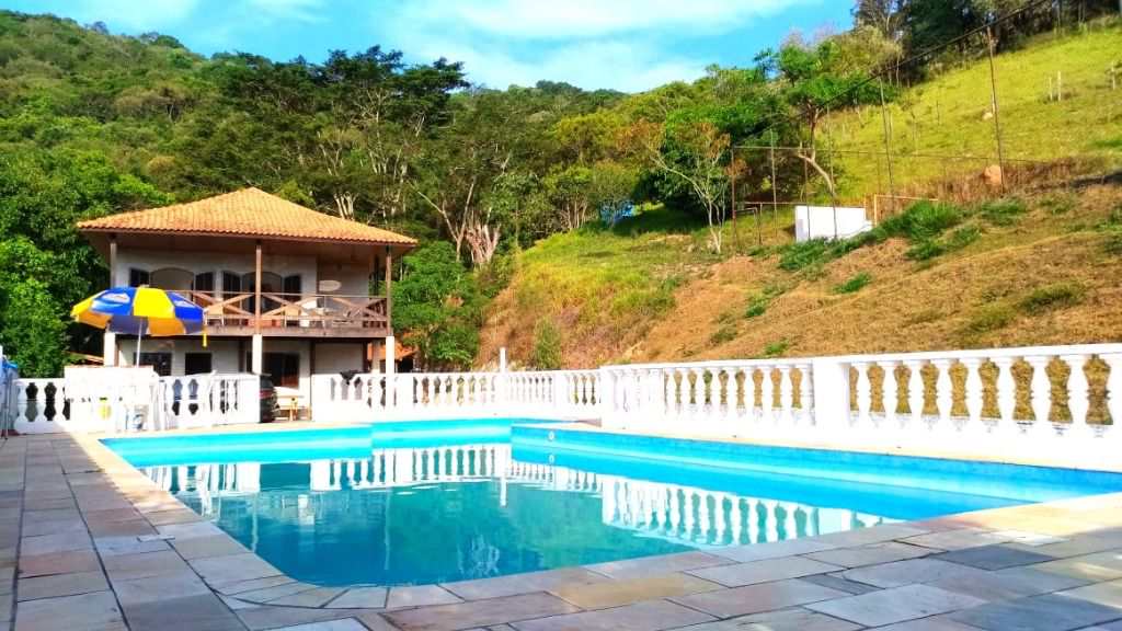 Chácara à venda com 4 quartos, 120m² - Foto 1