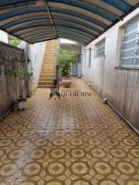 Casa à venda com 3 quartos, 230m² - Foto 3