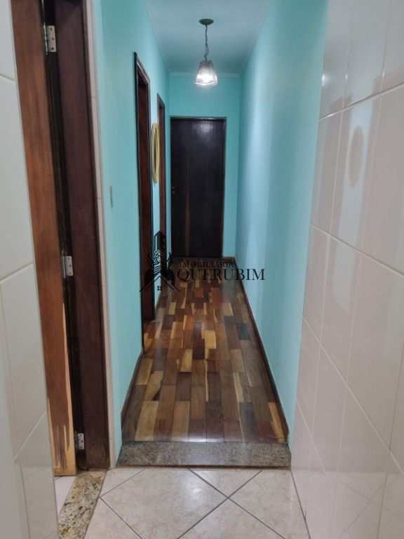 Casa à venda com 3 quartos, 230m² - Foto 6