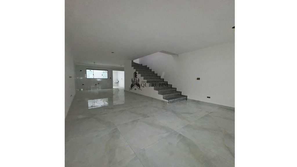 Sobrado à venda com 3 quartos, 120m² - Foto 1