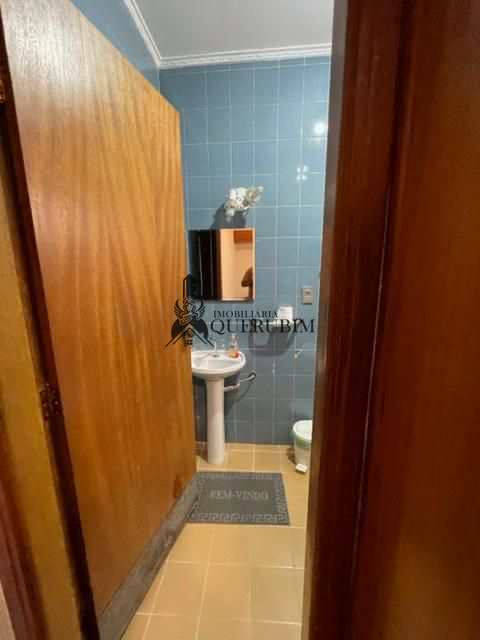 Casa para alugar com 3 quartos, 180m² - Foto 12