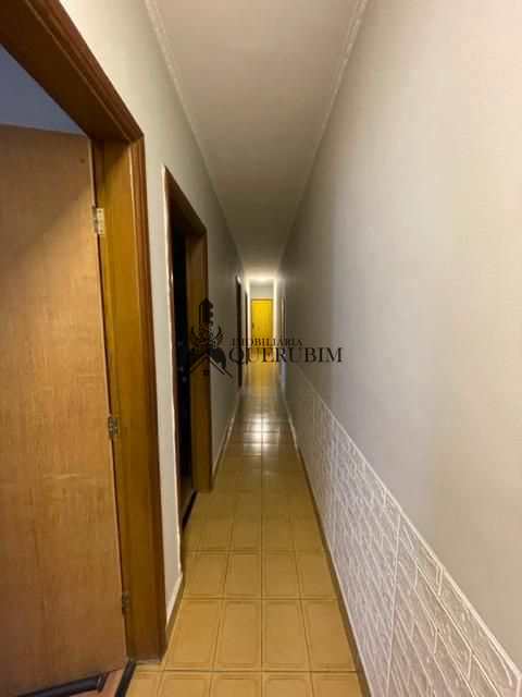 Casa para alugar com 3 quartos, 180m² - Foto 11