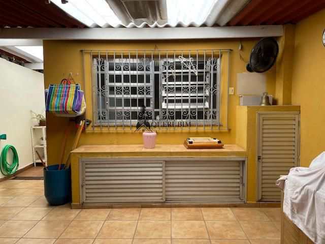 Casa para alugar com 3 quartos, 180m² - Foto 24