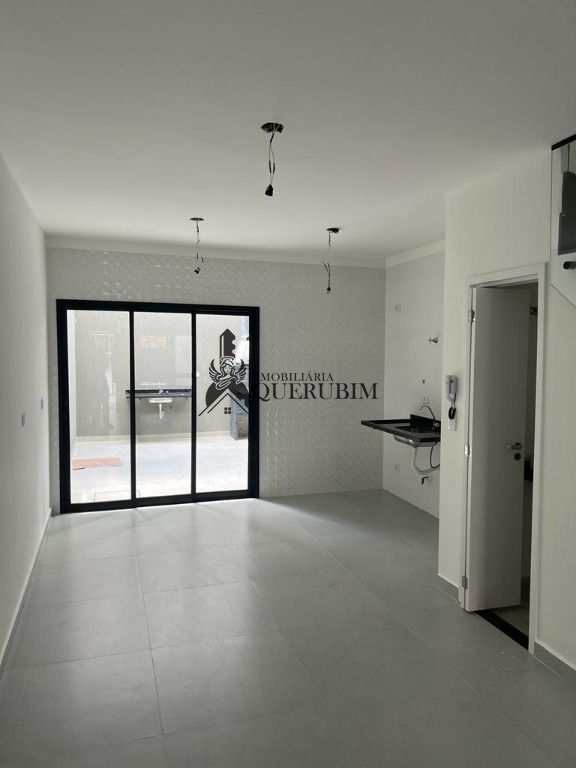 Sobrado à venda com 3 quartos, 122m² - Foto 1