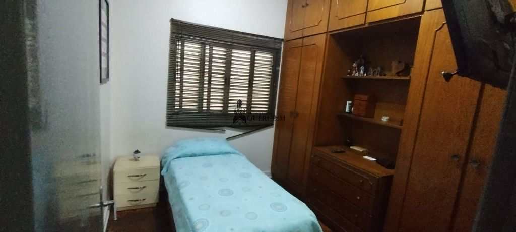 Sobrado à venda com 3 quartos, 220m² - Foto 3