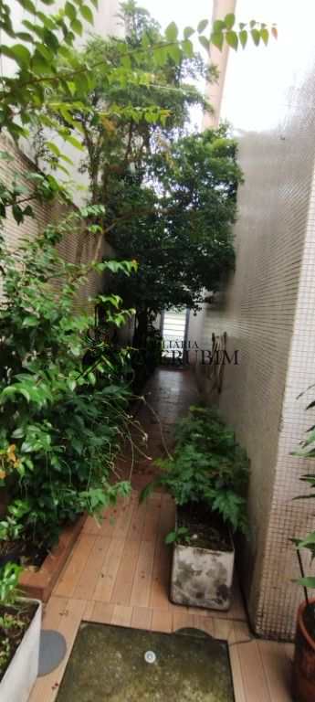 Sobrado à venda com 3 quartos, 220m² - Foto 15