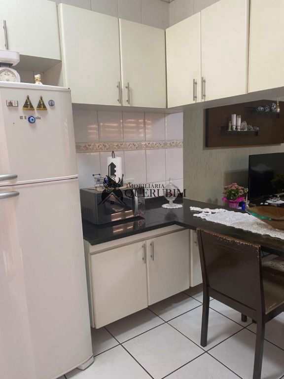 Casa à venda com 3 quartos, 125m² - Foto 8
