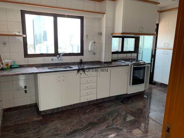 Cobertura à venda com 3 quartos, 250m² - Foto 7