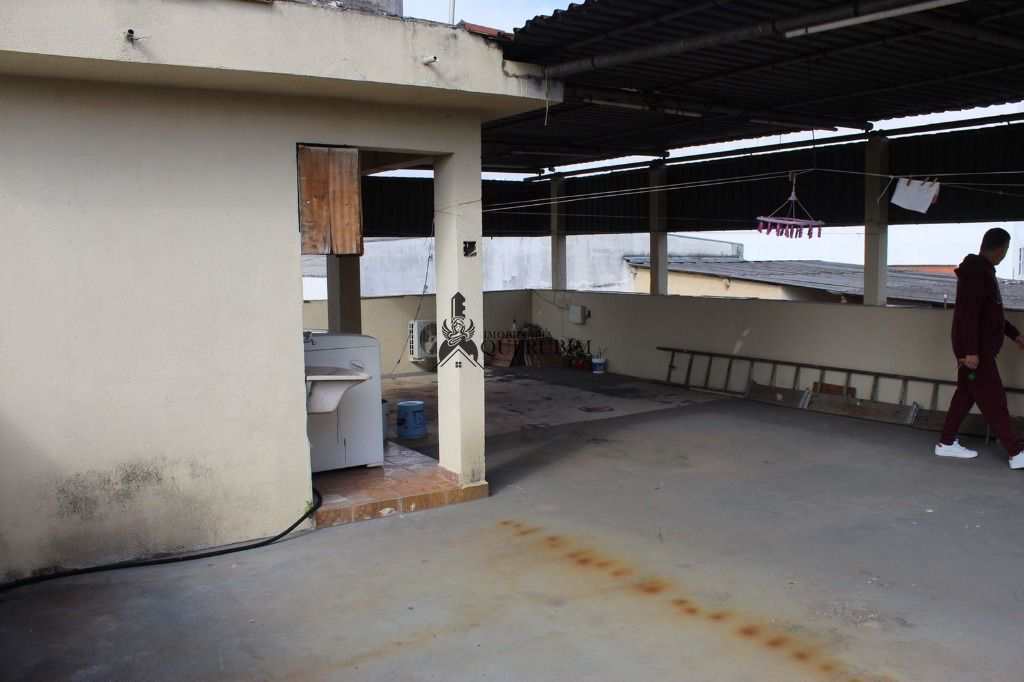 Sobrado à venda com 6 quartos, 254m² - Foto 40