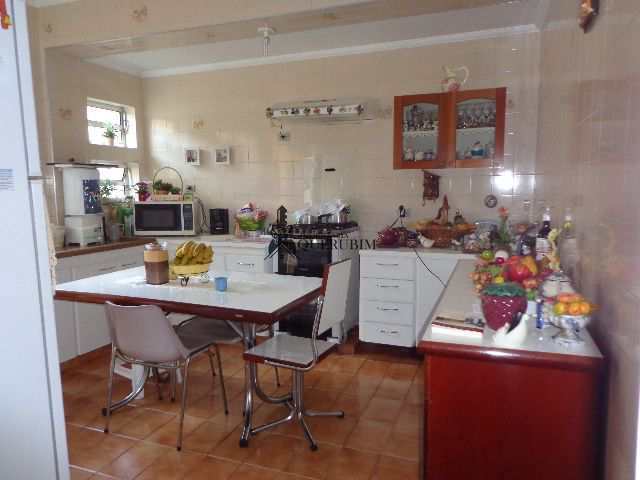 Sobrado à venda com 4 quartos, 203m² - Foto 2