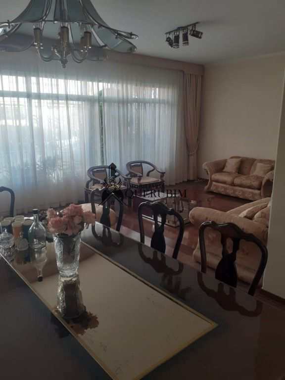 Casa para alugar com 2 quartos, 250m² - Foto 31