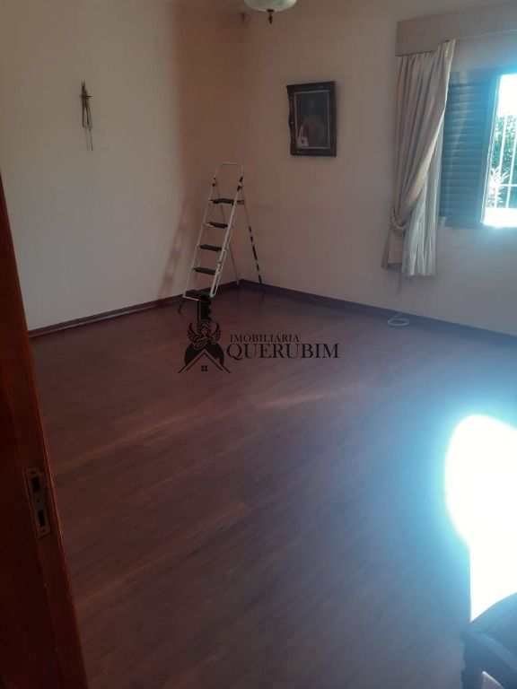 Casa para alugar com 2 quartos, 250m² - Foto 19
