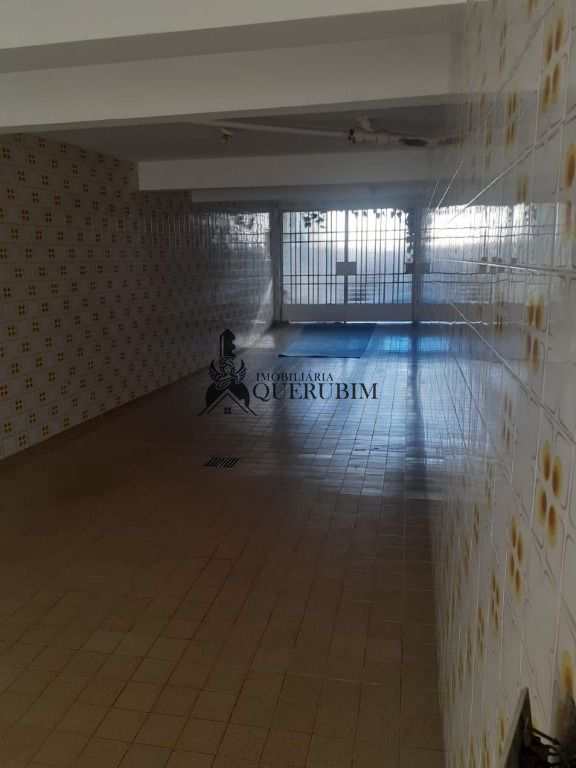 Casa para alugar com 2 quartos, 250m² - Foto 40