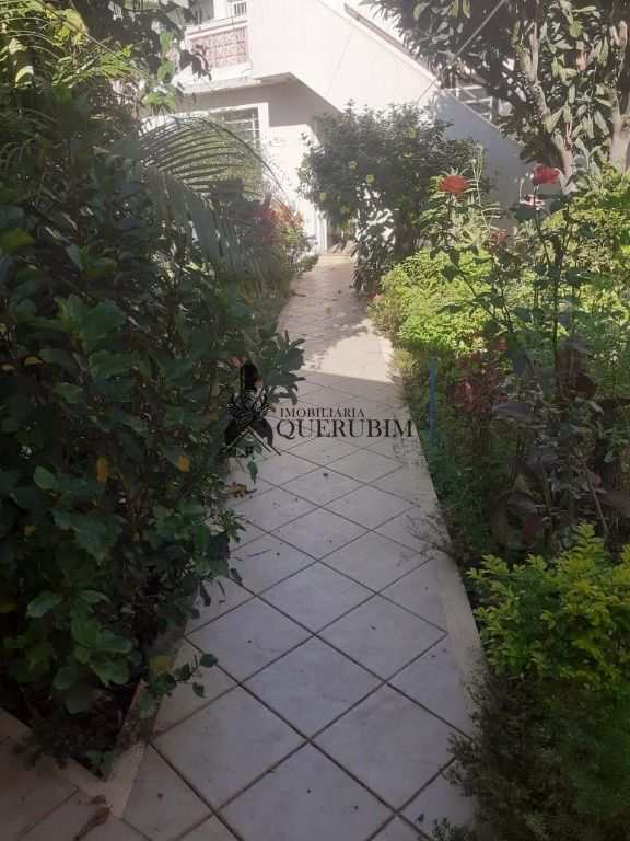 Casa para alugar com 2 quartos, 250m² - Foto 45