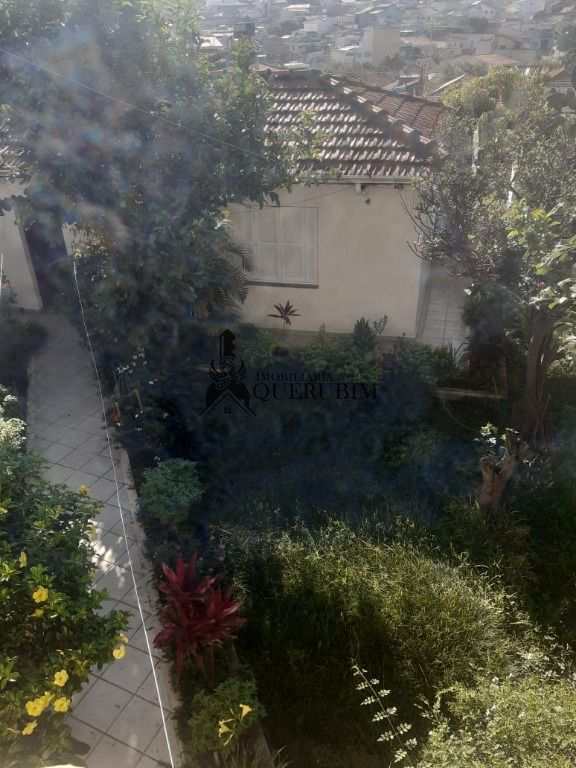 Casa para alugar com 2 quartos, 250m² - Foto 25