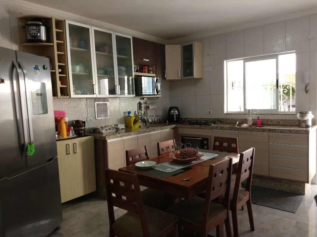 Sobrado à venda com 2 quartos, 110m² - Foto 2